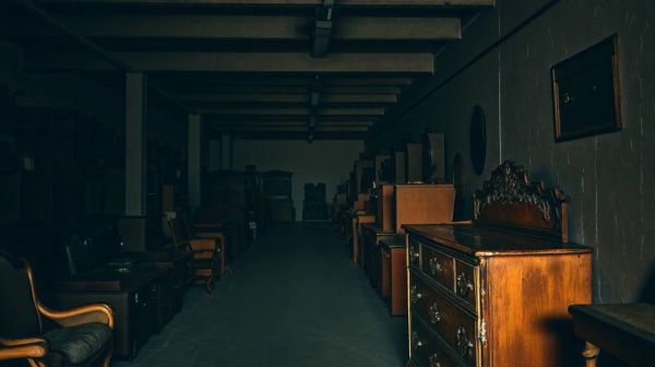 Découvrez des meubles originaux à prix réduits au Dépôt Bailleul