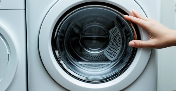 Que faire de l'eau du sèche-linge : 5 idées surprenantes !
